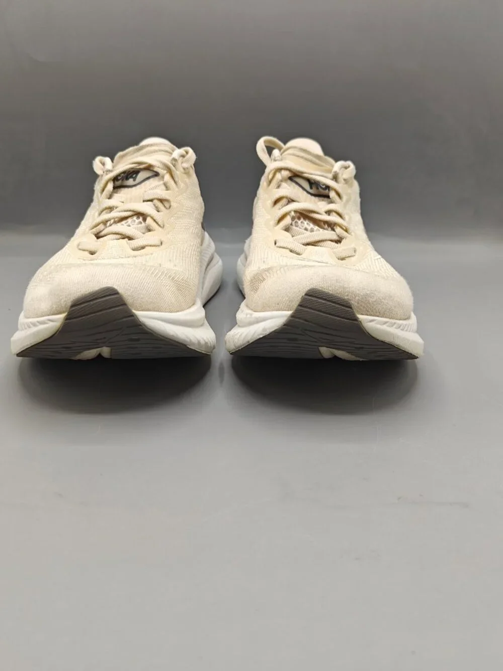 Hoka One One hoka one